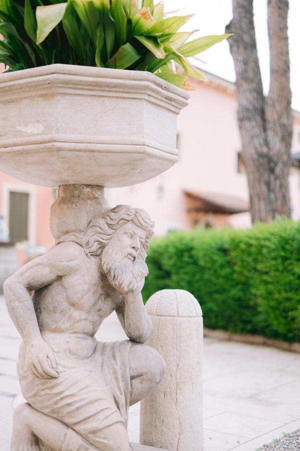 Bacco D'Oro Wine & Relais Hotel Mezzane di Sotto Exterior photo